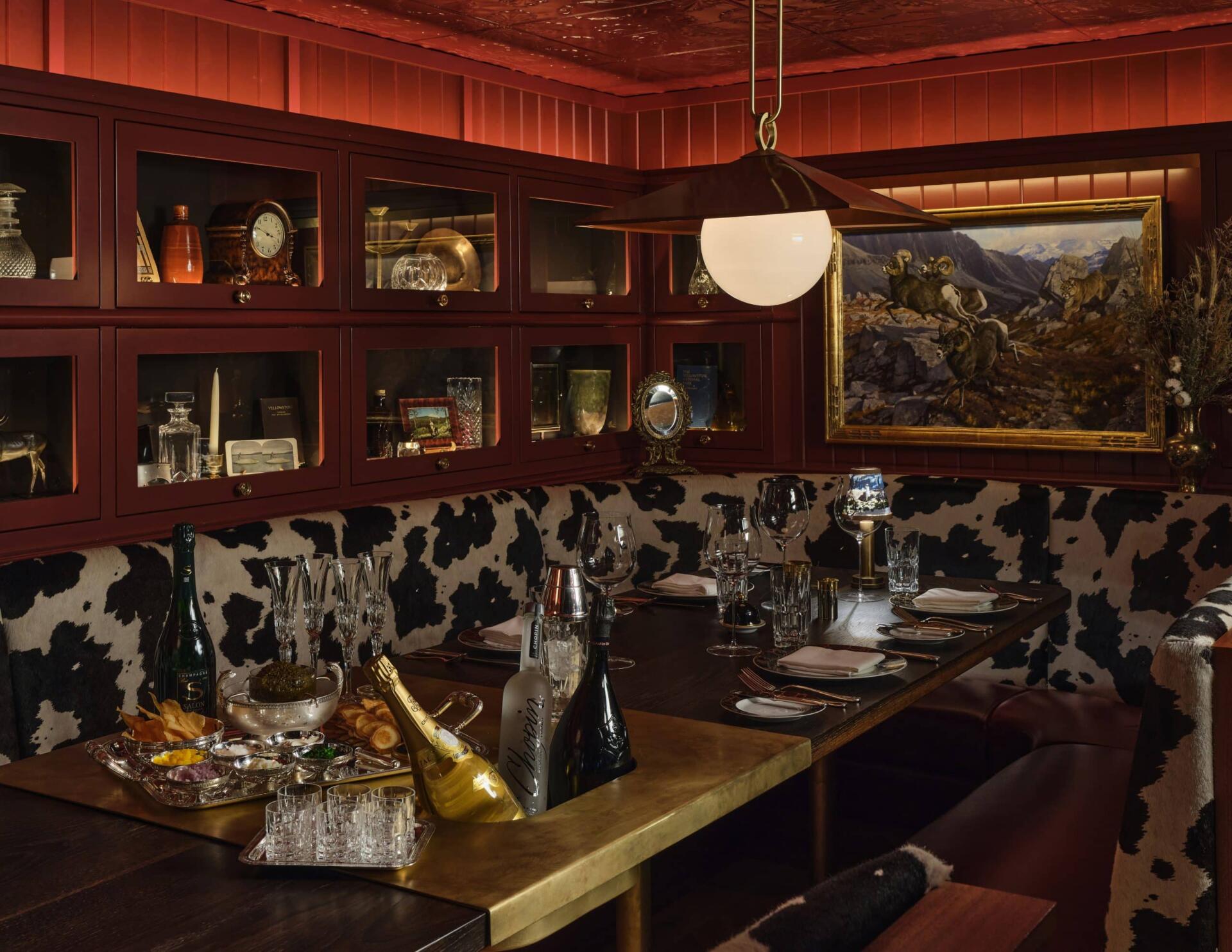 Auric Room Auric Room